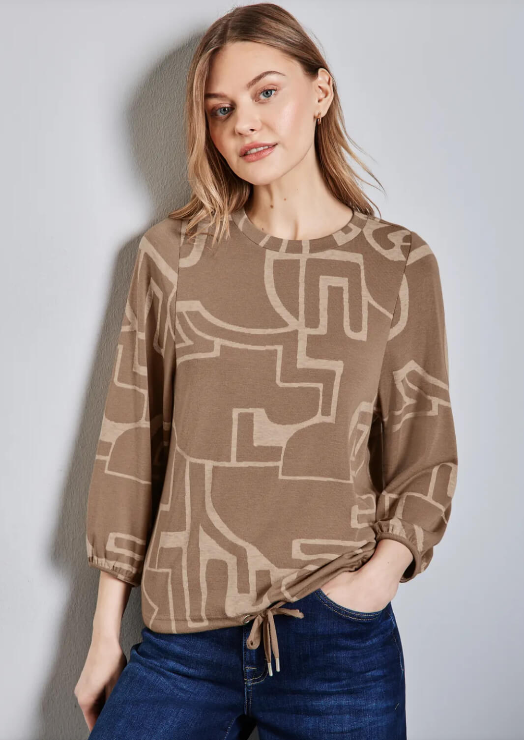 BLUSA BEIGE GEO STREET ONE