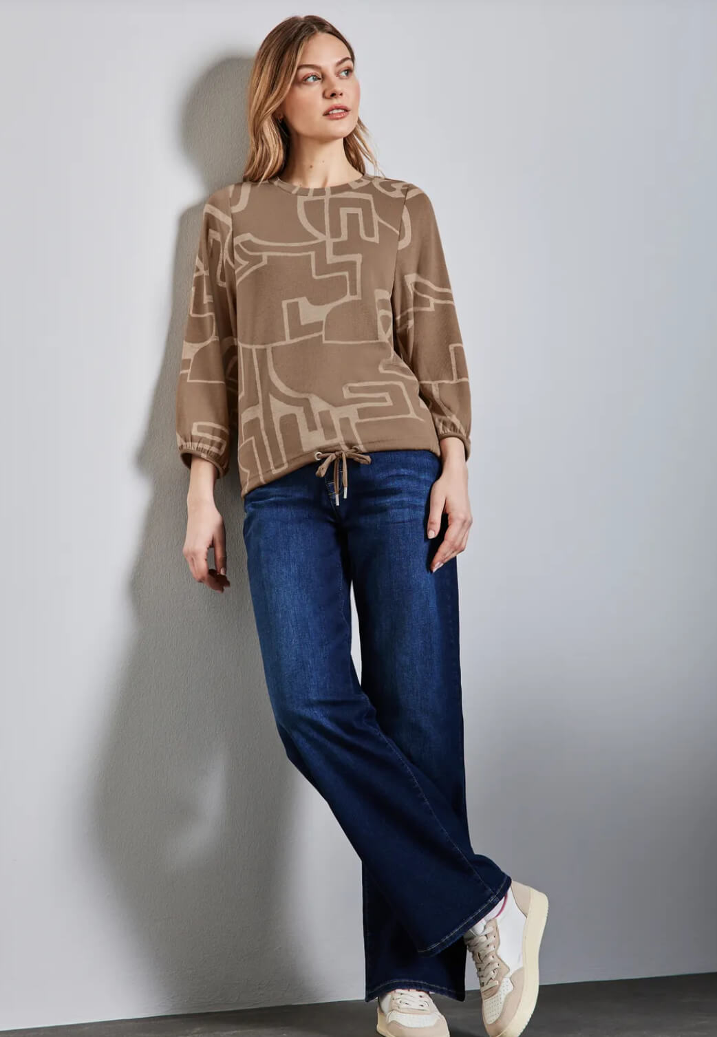 BLUSA BEIGE GEO STREET ONE