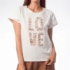 CAMISETA BLANCA BORDADO LOLITAS