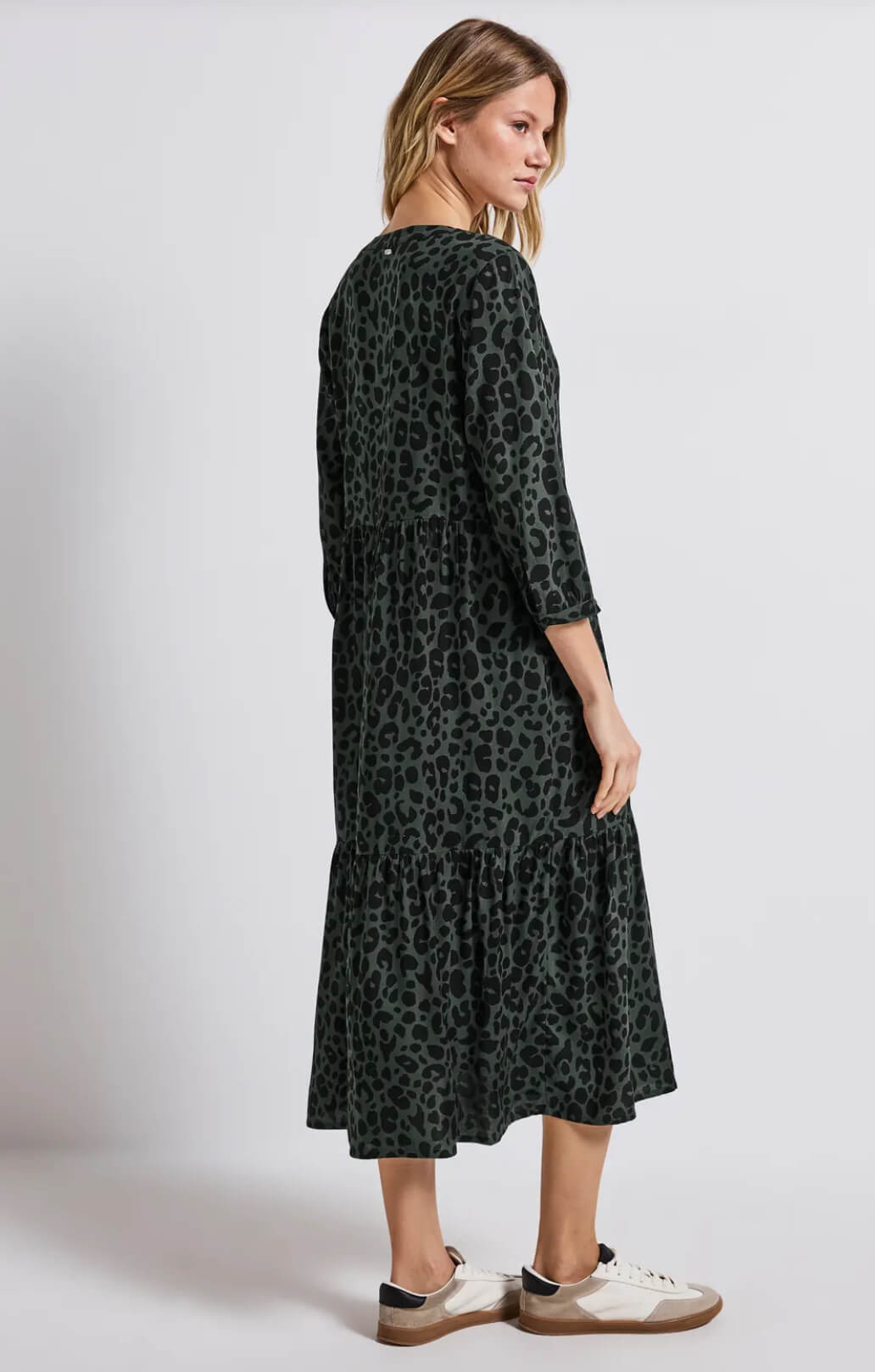 VESTIDO PRINT VERDE STREET ONE