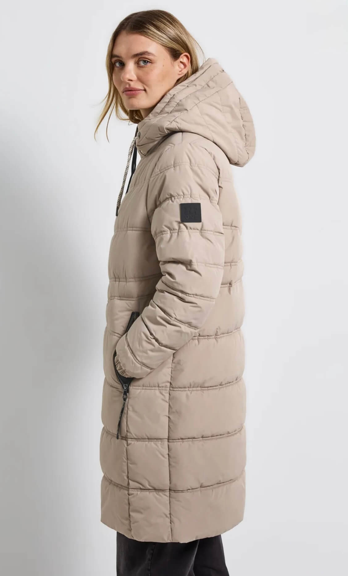 PARKA CAPUCHA BEIGE STREET ONE