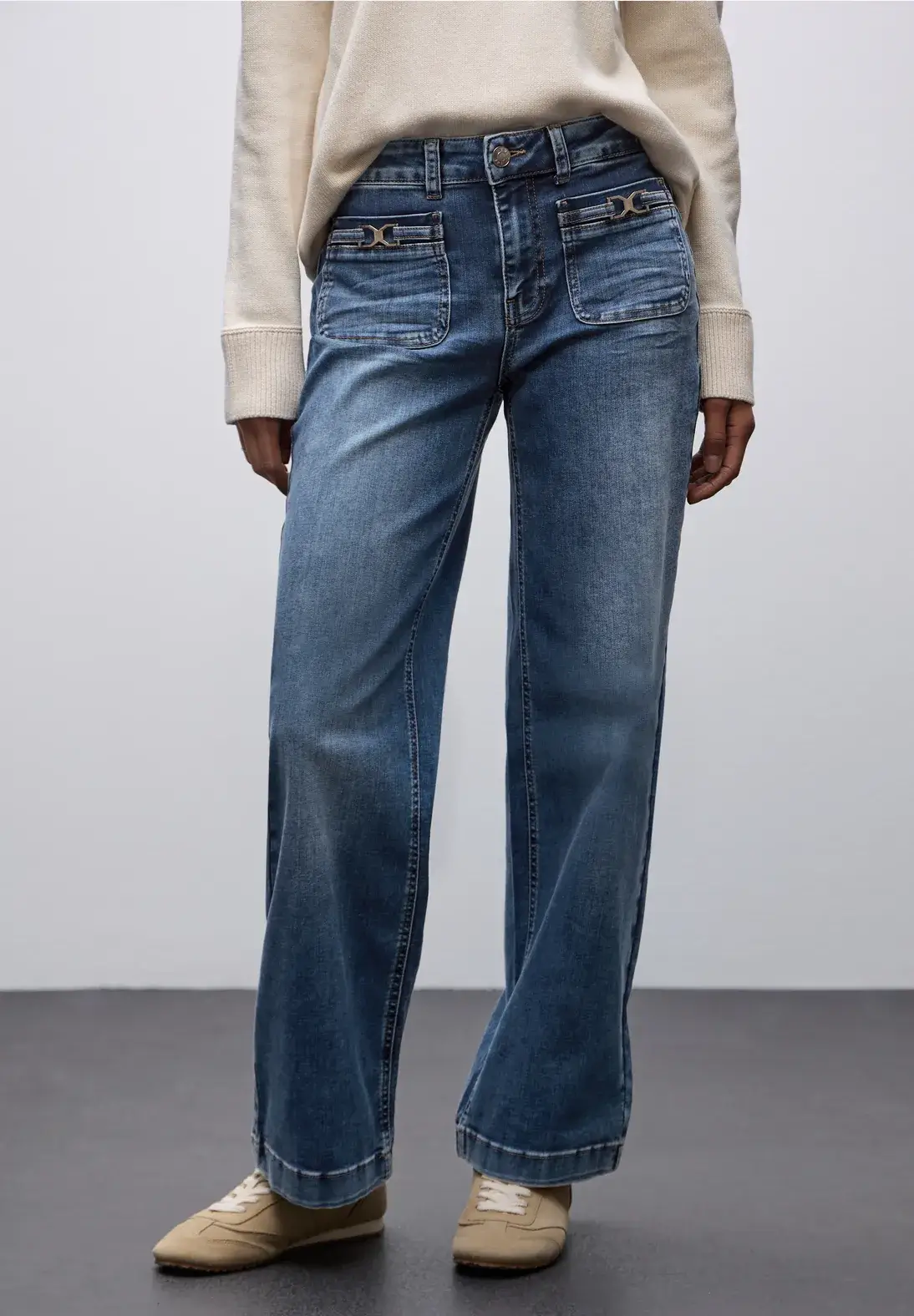 VAQUERO ANCHO STREET ONE