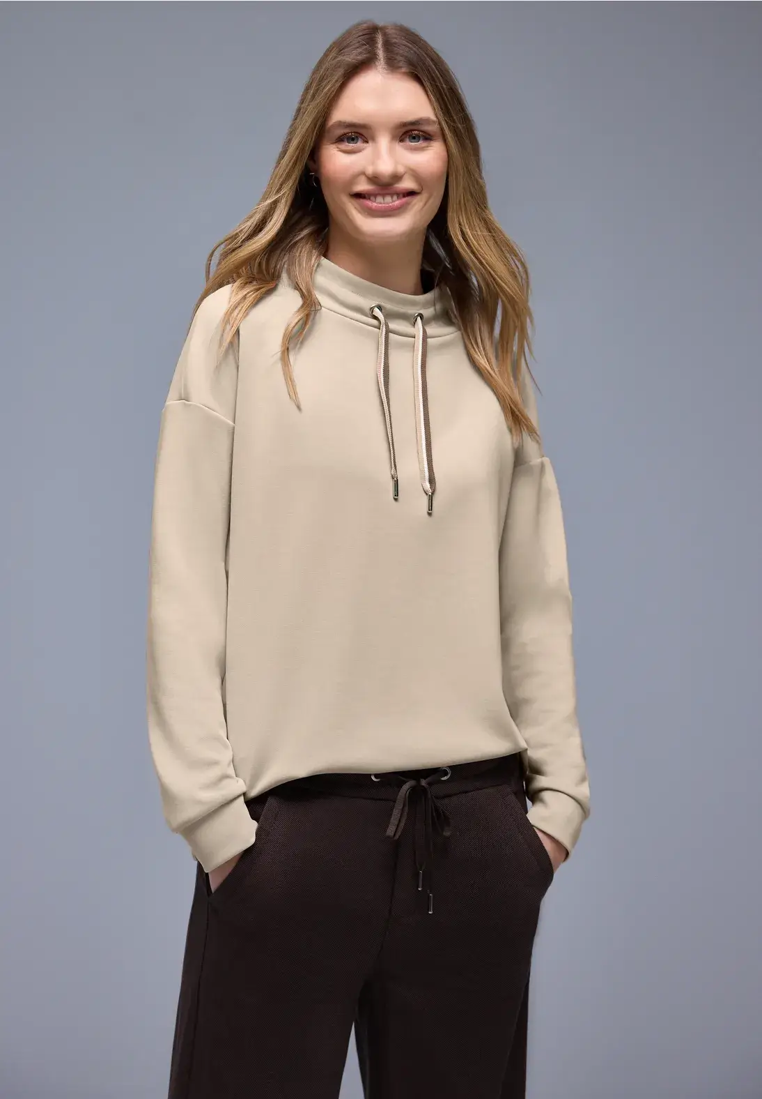 SUDADERA SEDA BEIGE STREET ONE