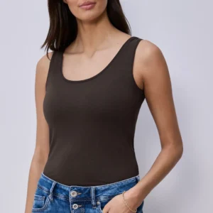 CAMISETA BASICA MARRON STREET ONE