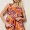 TOP ESTAMPADO NARANJA BSB