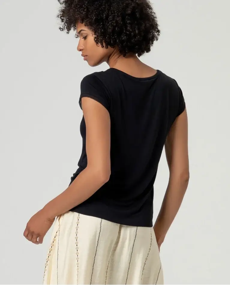 CAMISETA BABO NEGRA SURKANA