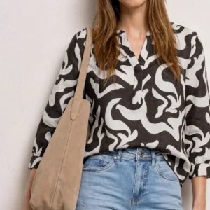 BLUSA ESCOTE PARTIDO STREET ONE