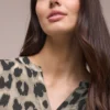 BLUSA PRINT STREET ONE