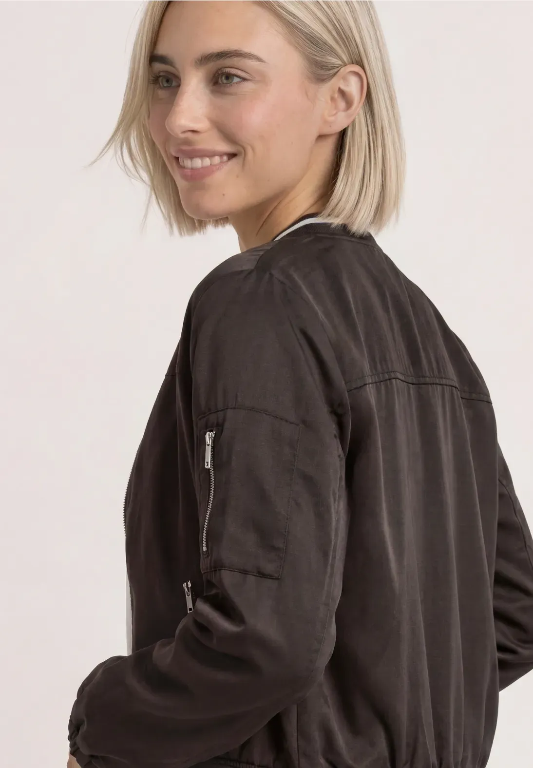 Bomber Satinada STREET ONE - Imagen 2